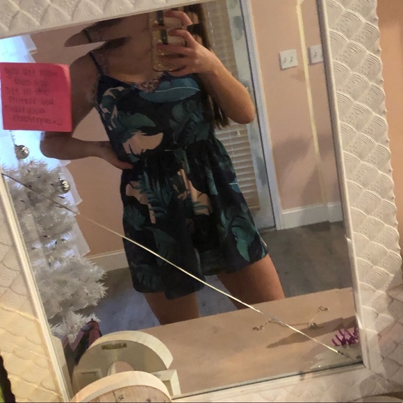 romper - Picture 2 of 2